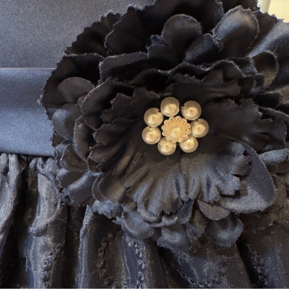 AMERICAN PRINCESS GIRL NAVY EMBROIDERED DRESS - Picture 6 of 7